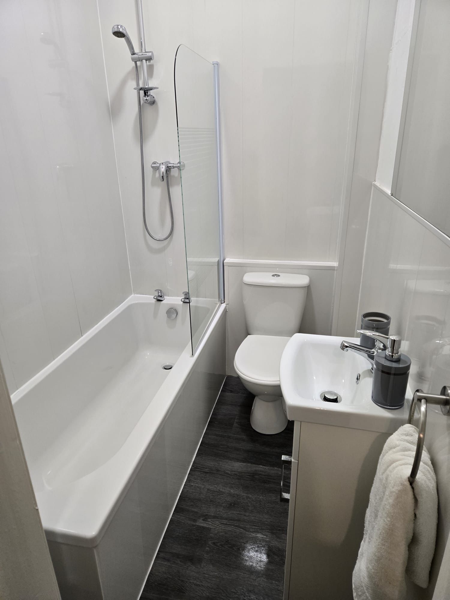 Cleaning transformation by The Cleaning Fairies - Image 37